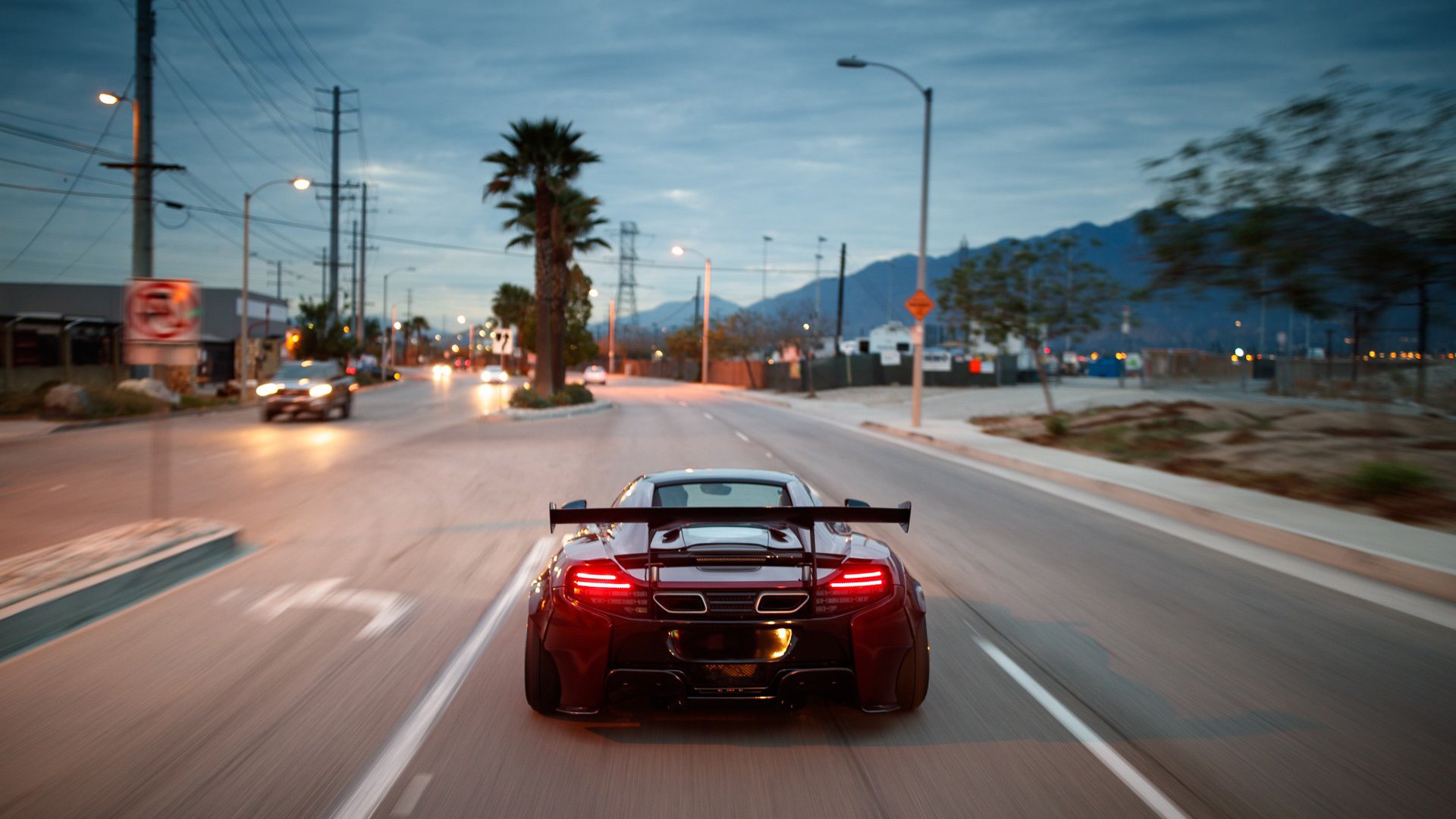 篮球联赛团队战术体系持续优化，12个队伍篮球比赛常用赛制